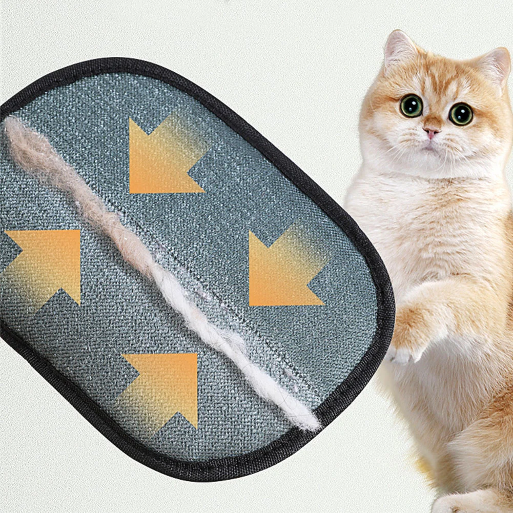 Glove surface collecting pet hair